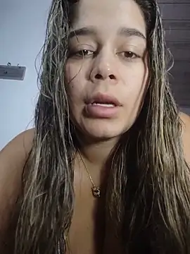 Snapshot of LaurenWelly_ chatting on 10, 5, 2026 LaurenWelly online show from 10, 5, 2026
