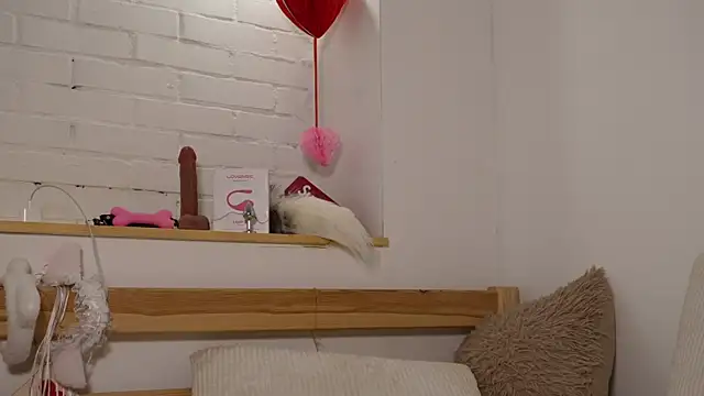 MonicaAsis online show from 20, 1, 2025