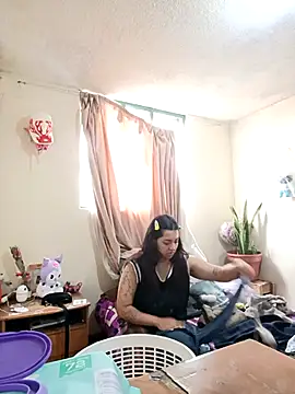 Snapshot of CORALINE_GREYM chatting on 29, 9, 2025 CORALINE GREYM online show from 29, 9, 2025