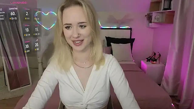 SashaBrooks online show from 16, 2, 2025