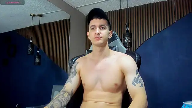Snapshot of JacksonOlsenn chatting on 24, 1, 2025 JacksonOlsenn online show from 24, 1, 2025