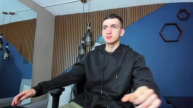 Snapshot of JacksonOlsenn chatting on 27, 2, 2025 JacksonOlsenn online show from 27, 2, 2025