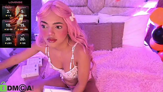 Cristal  adams online show from 31, 10, 2025