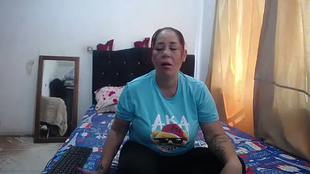 merryymaturee  online show from 7, 1, 2025