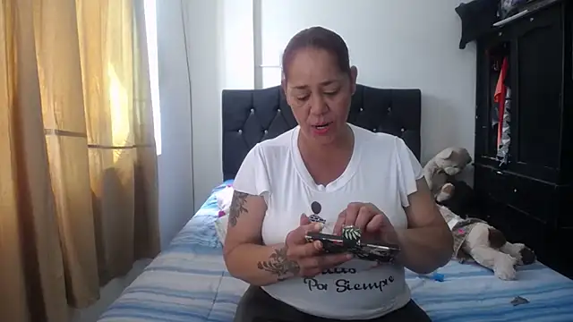 merryymaturee  online show from 28, 2, 2025