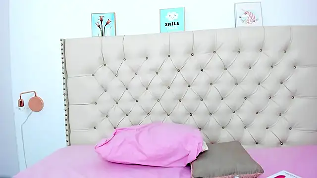 Snapshot of Kim_Eli chatting on 13, 1, 2025 Kim Eli online show from 13, 1, 2025