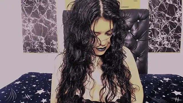 Snapshot of scarlett_w0lf chatting on 26, 3, 2026 scarlett w0lf online show from 26, 3, 2026