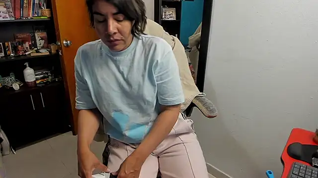 peanut tangerine online show from 2, 12, 2025