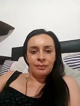 Samantha Sullivan  online show from 5, 12, 2024