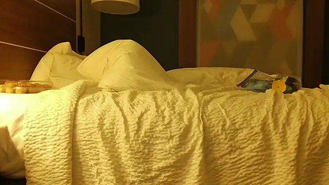 overaveragefreak4you online show from 22, 9, 2025