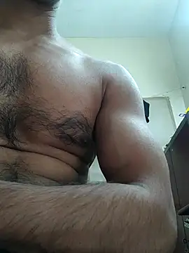 Snapshot of Wild-Honey chatting on 20, 9, 2025 Wild-Honey online show from 20, 9, 2025