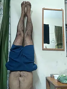 Snapshot of Wild-Honey chatting on 20, 9, 2025 Wild-Honey online show from 20, 9, 2025