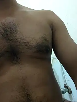 Snapshot of Wild-Honey chatting on 28, 10, 2025 Wild-Honey online show from 28, 10, 2025