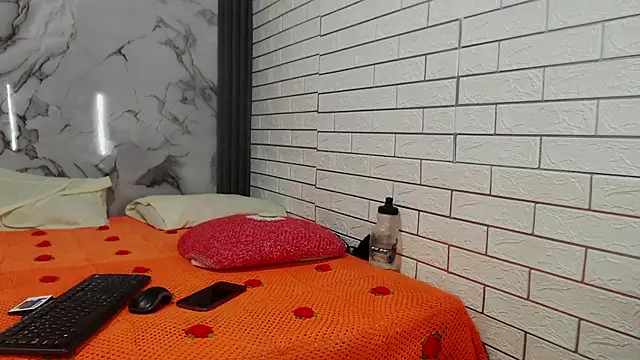 Michelle Brooks online show from 21, 3, 2025