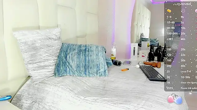 Snapshot of CatherineKnight chatting on 16, 2, 2025 CatherineKnight online show from 16, 2, 2025