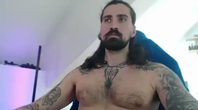 MateoHunk online show from 6, 3, 2025