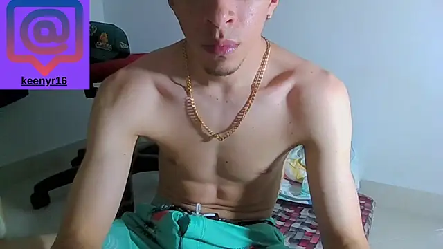 Snapshot of Keeny16 chatting on 13, 9, 2025 Keeny16 online show from 13, 9, 2025