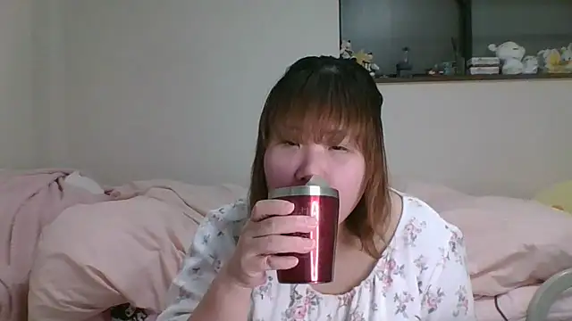 Snapshot of SAKU-RA-chan chatting on 23, 2, 2025 SAKU-RA-chan online show from 23, 2, 2025