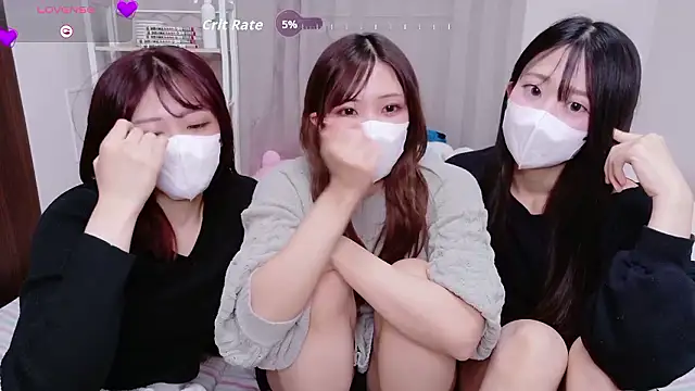 Snapshot of Miss-KrenJr chatting on 4, 12, 2025 Miss-KrenJr online show from 4, 12, 2025