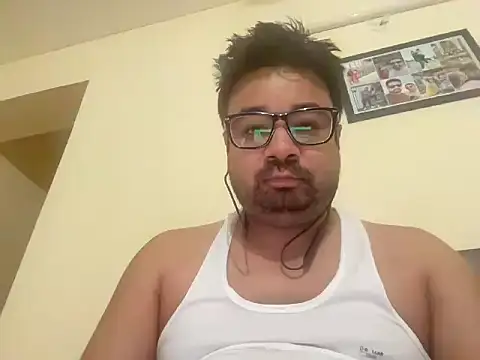 Snapshot of coolboy6566 chatting on 7, 6, 2026 coolboy6566 online show from 7, 6, 2026