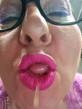 Snapshot of Genoveva73sexy chatting on 2, 12, 2024 Genoveva73sexy online show from 2, 12, 2024