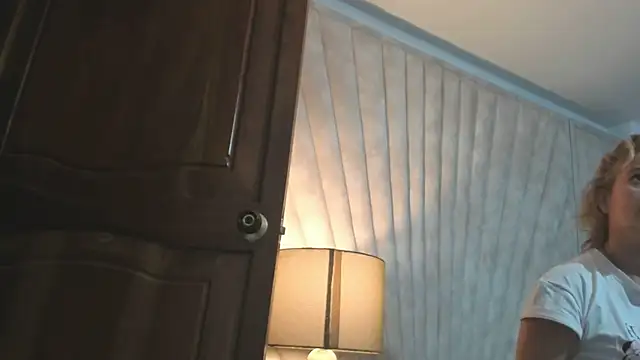 Snapshot of Jade_squirtt chatting on 27, 10, 2025 Jade squirtt online show from 27, 10, 2025