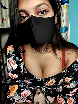 Reena Singh53 online show from 31, 1, 2025