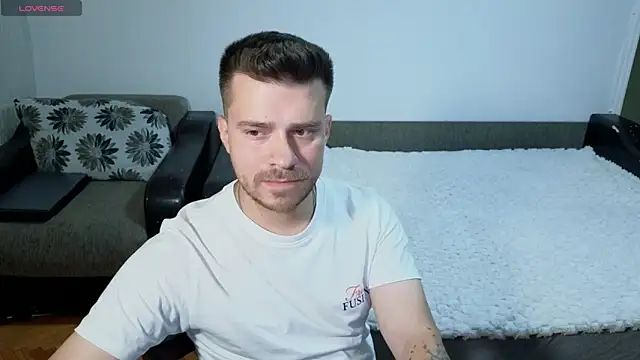 JohnnyStepBro online show from 12, 7, 2026