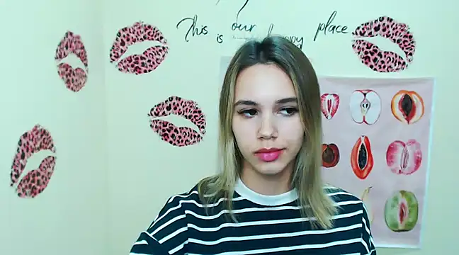 Snapshot of _StAcY chatting on 8, 12, 2024 StAcY online show from 8, 12, 2024