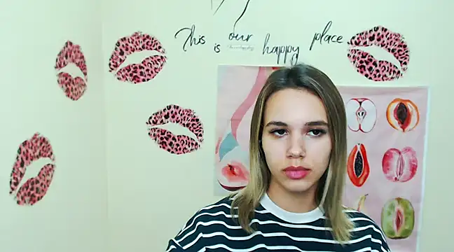 Snapshot of _StAcY chatting on 8, 12, 2024 StAcY online show from 8, 12, 2024