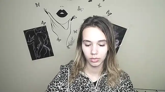 Snapshot of _StAcY chatting on 5, 3, 2025 StAcY online show from 5, 3, 2025