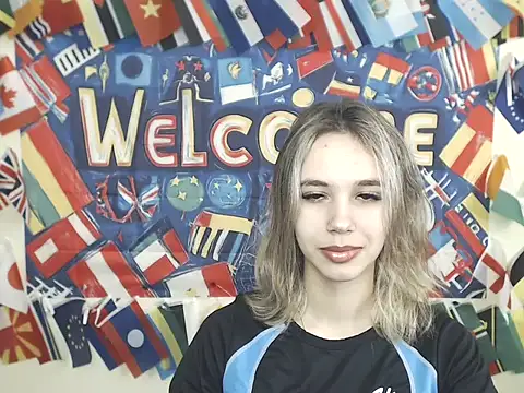 Snapshot of _StAcY chatting on 22, 9, 2025 StAcY online show from 22, 9, 2025