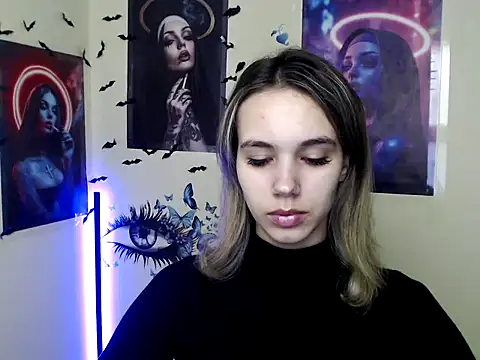 Snapshot of _StAcY chatting on 25, 10, 2025 StAcY online show from 25, 10, 2025