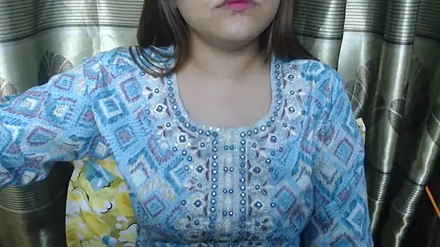 Snapshot of kritika_shrestha2407 chatting on 6, 7, 2026 kritika shrestha2407 online show from 6, 7, 2026