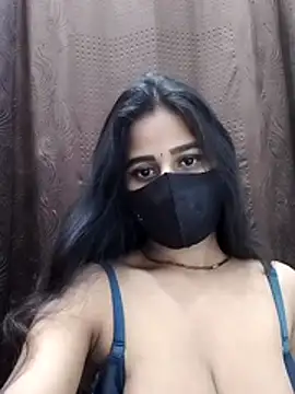 Lalisa sexy online show from 6, 4, 2026