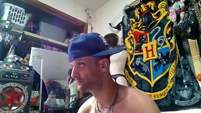 Snapshot of slinginbigD chatting on 16, 12, 2025 slinginbigD online show from 16, 12, 2025