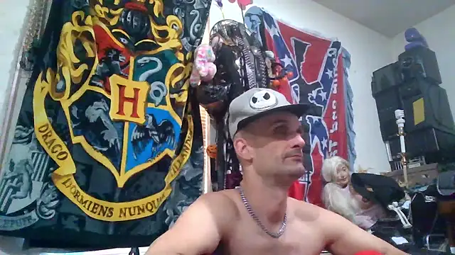 Snapshot of slinginbigD chatting on 12, 1, 2026 slinginbigD online show from 12, 1, 2026