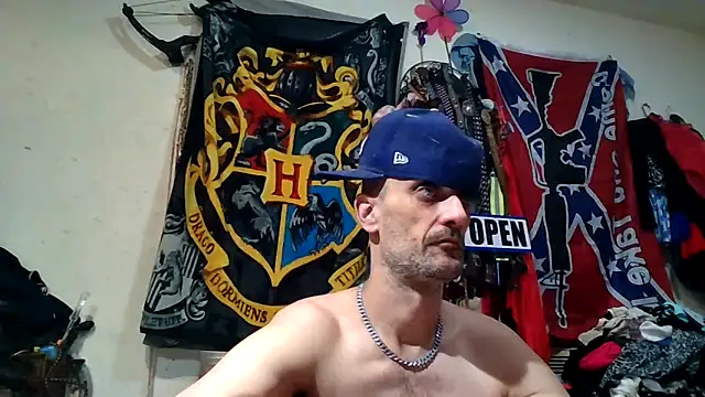 Snapshot of slinginbigD chatting on 15, 1, 2026 slinginbigD online show from 15, 1, 2026