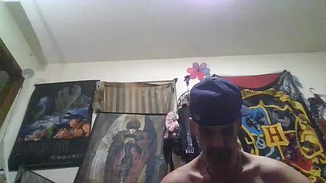 Snapshot of slinginbigD chatting on 7, 2, 2026 slinginbigD online show from 7, 2, 2026