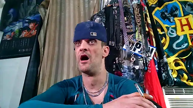 Snapshot of slinginbigD chatting on 12, 2, 2026 slinginbigD online show from 12, 2, 2026