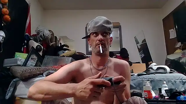 Snapshot of slinginbigD chatting on 9, 7, 2026 slinginbigD online show from 9, 7, 2026