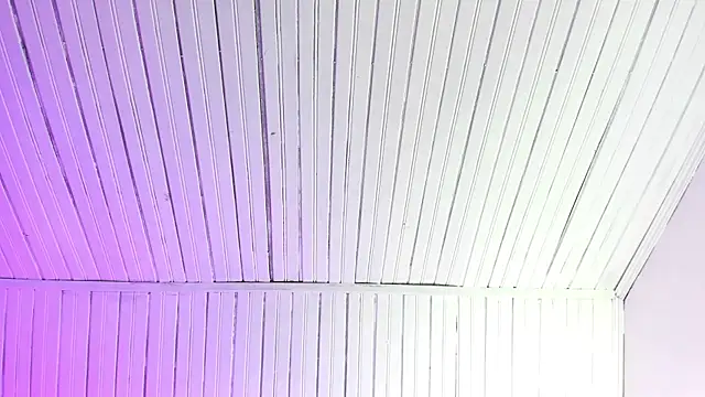 Little Ivy online show from 28, 12, 2024