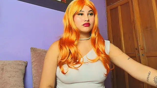 Little Ivy online show from 31, 10, 2025