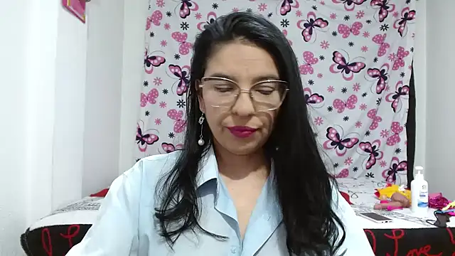 anybellucci43 online show from 11, 2, 2025