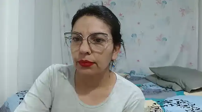 anybellucci43 online show from 22, 3, 2025