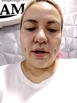 Bruja  Scarlata online show from 19, 12, 2025