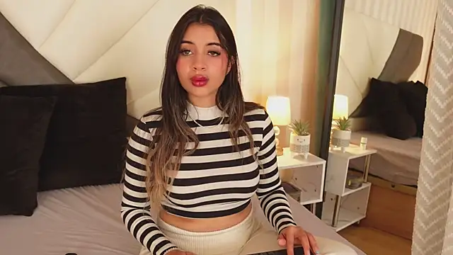 AnitaKariri online show from 20, 12, 2024