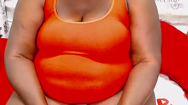 Snapshot of Honeybumsx32 chatting on 18, 4, 2026 Honeybumsx32 online show from 18, 4, 2026