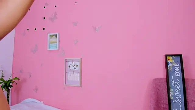 Snapshot of Amandalorense_ chatting on 5, 2, 2025 Amandalorense  online show from 5, 2, 2025