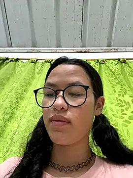 Snapshot of celesteguz chatting on 19, 11, 2025 celesteguz online show from 19, 11, 2025